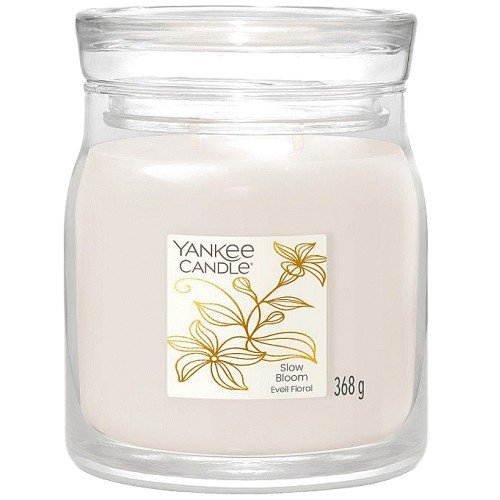 Yankee Candle Signature Medium Jar – Slow Bloom